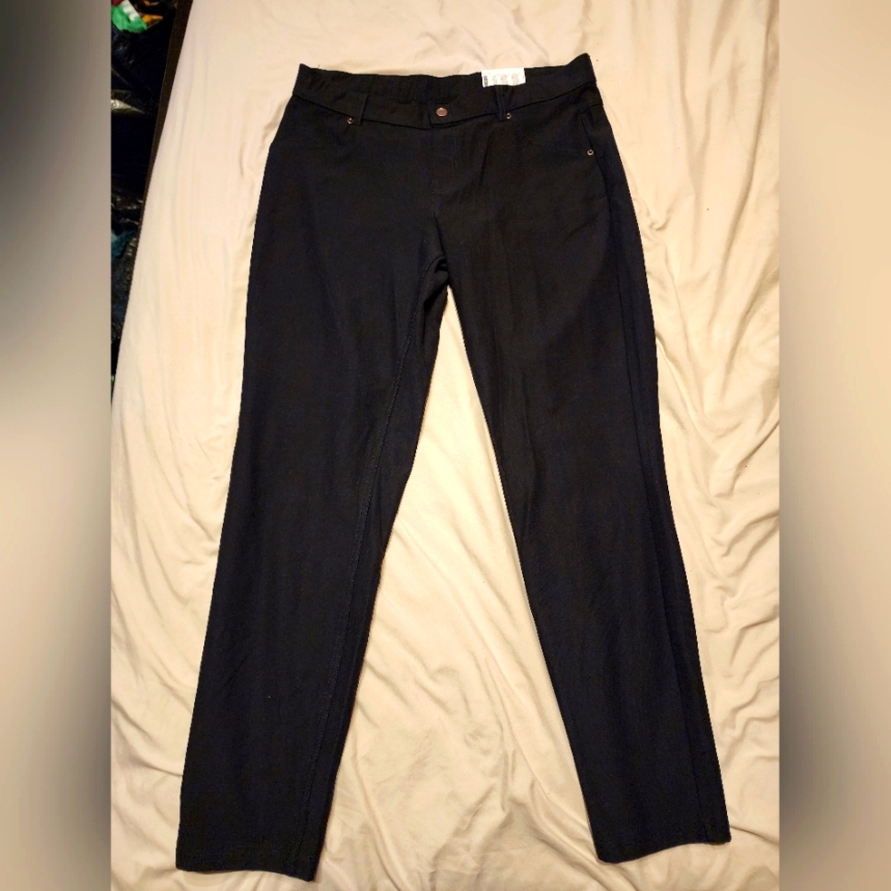 HUE Pants Large